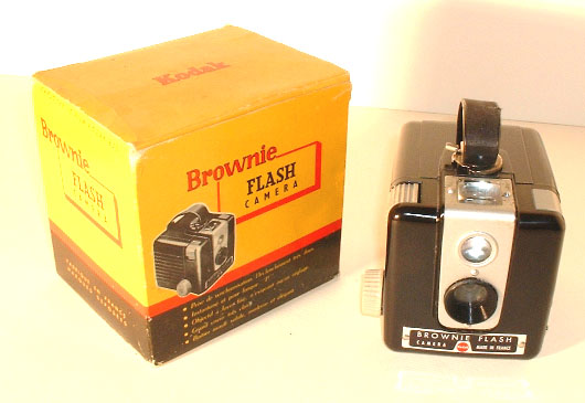 ke brownie flash w box.jpg (46335 octets)