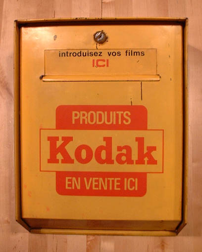 kf kodak film box front.jpg (36032 octets)
