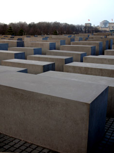 memorial.jpg (24368 octets)