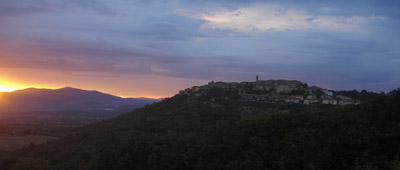 civitella maritima panorama.jpg (18038 octets)